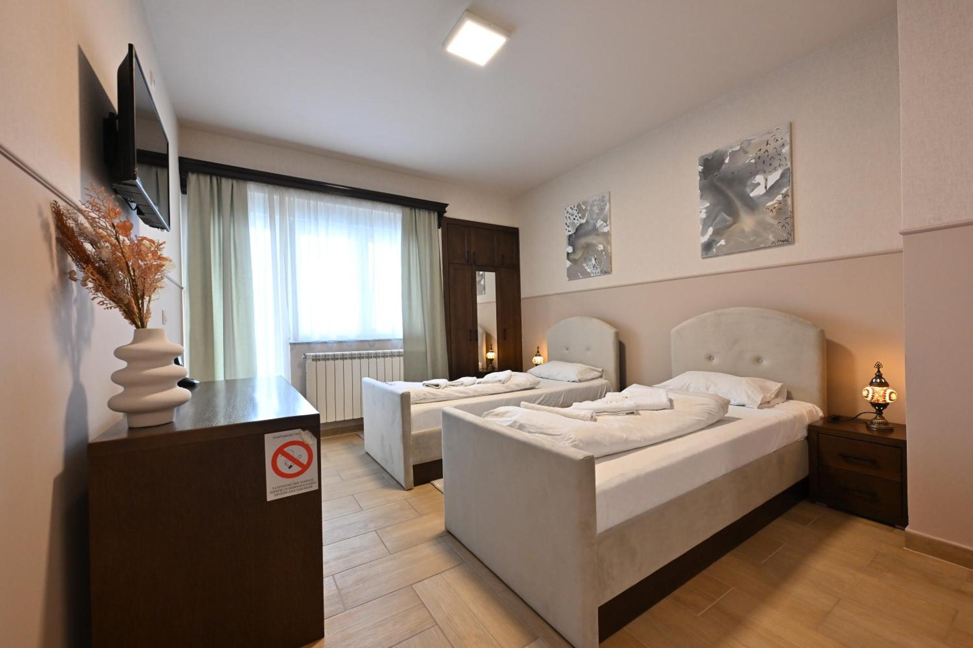Hotel Lane Sjenica Buitenkant foto