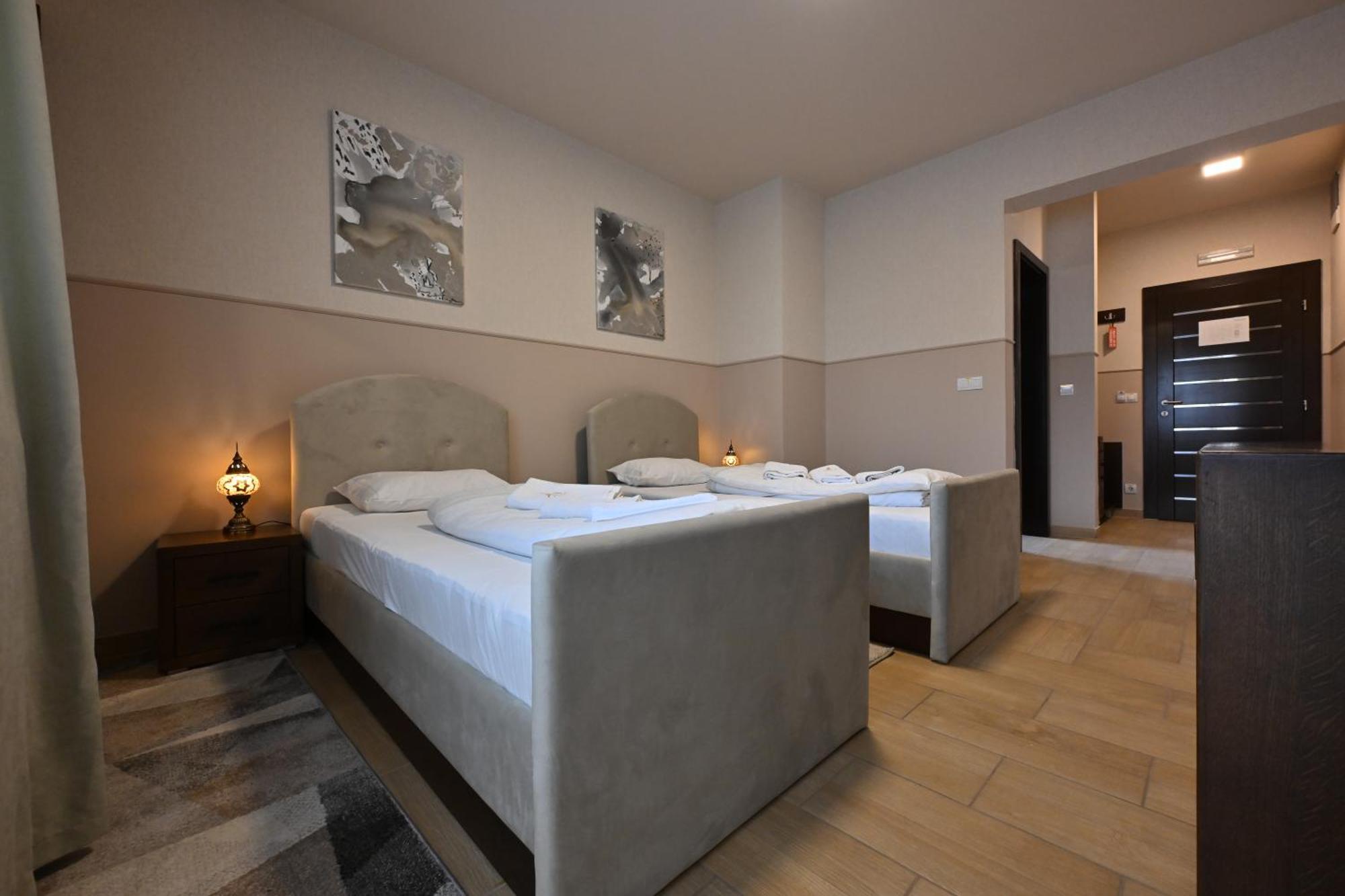 Hotel Lane Sjenica Buitenkant foto